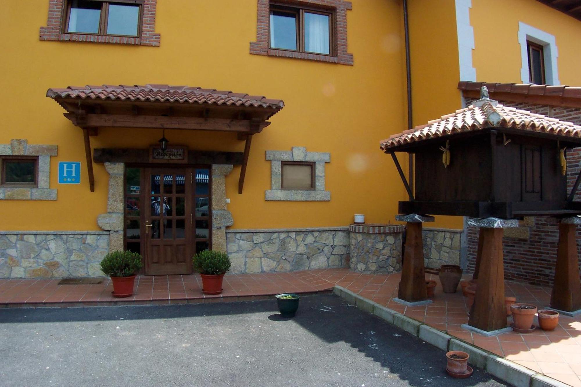 Conjunto Hotelero La Pasera Soto De Cangas Kültér fotó